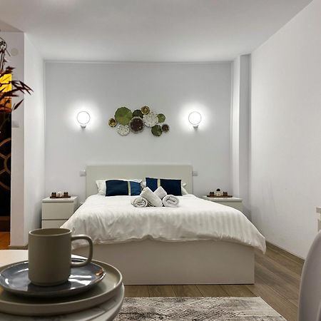 Superior One Bedroom Apartment Unirii Square Bucureşti Exterior foto