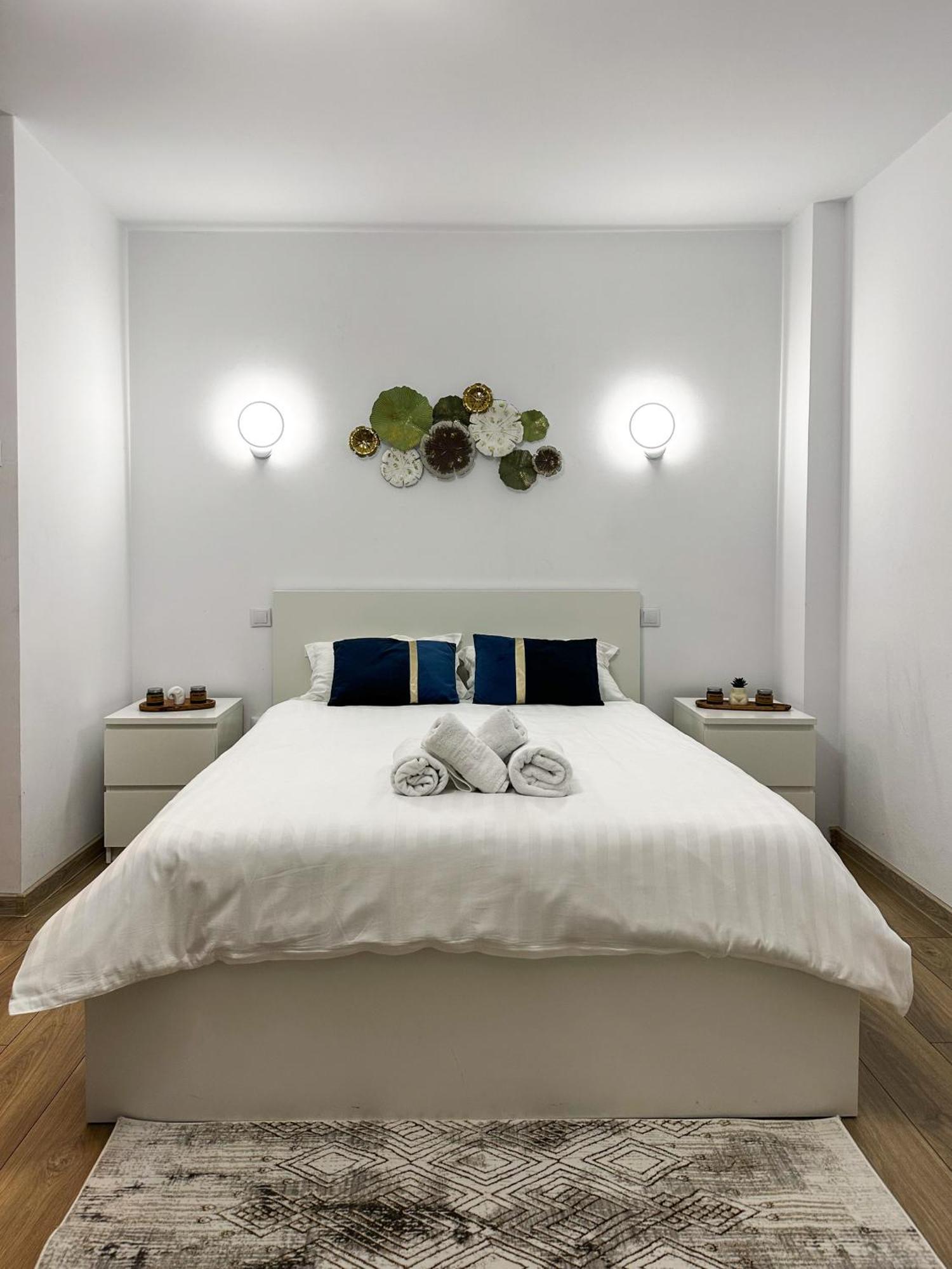 Superior One Bedroom Apartment Unirii Square Bucureşti Exterior foto